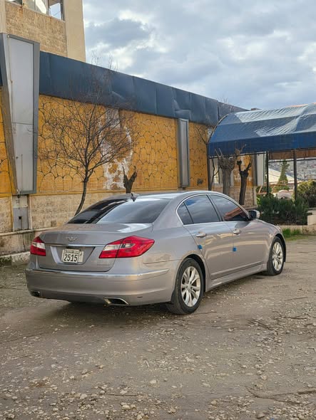 هيونداي جنسيس 2013 - صورة 3