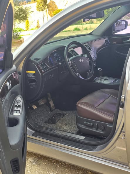 هيونداي جنسيس 2013 - صورة 5