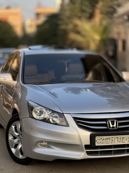 هوندا اكورد 2009 - صورة 2