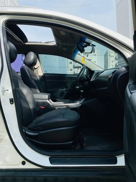 كيا سبورتاج 2011 - صورة 3