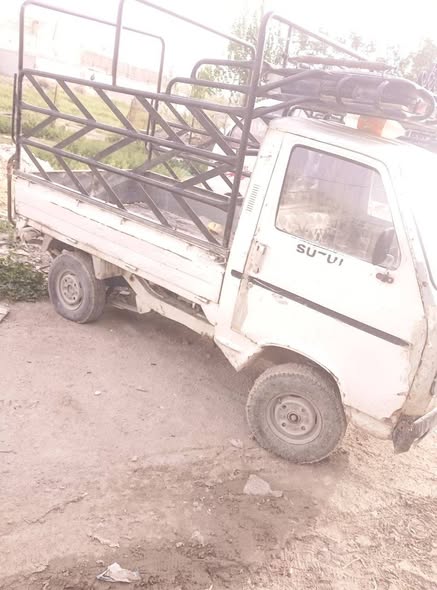 سوزوكي بيك أب 1976 - صورة 3