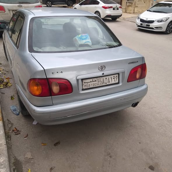 تويوتا كورولا 2003 - صورة 2