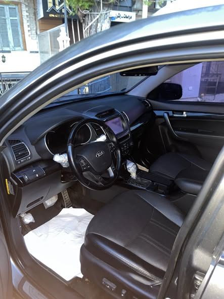 كيا سورنتو 2014 - صورة 3