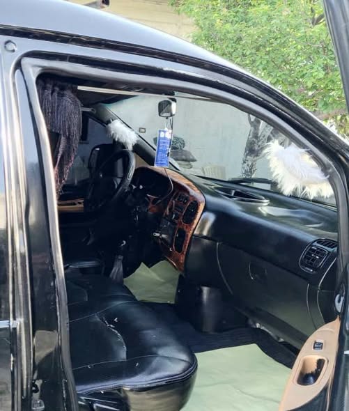 هيونداي H-1 2002 - صورة 5