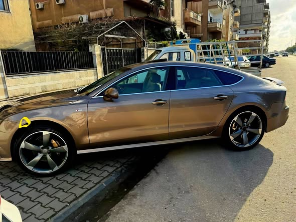 أودي A7 2015 - صورة 4