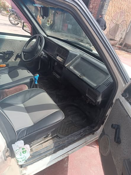 سكودا Pickup 1993 - صورة 5