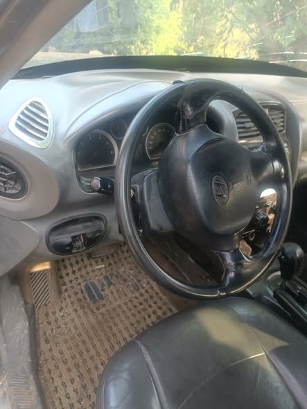 هيونداي سنتافيه 2005 - صورة 5