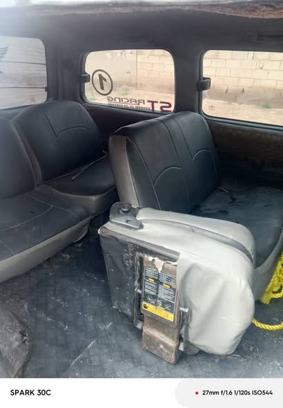 هيونداي H-1 2001 - صورة 4