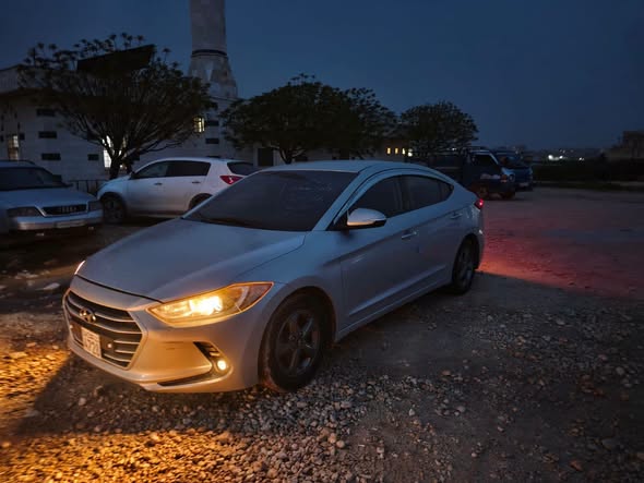 هيونداي افانتي 2016 - صورة 4