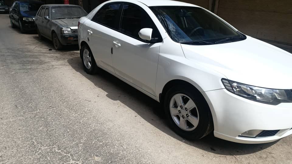 كيا فورتي 2009