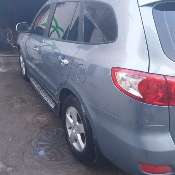 هيونداي سانتفيه 2007 - صورة 4