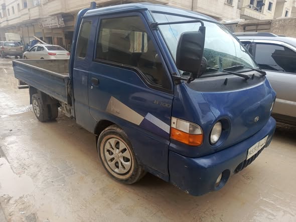 هونداي H-100 2003 - صورة 1