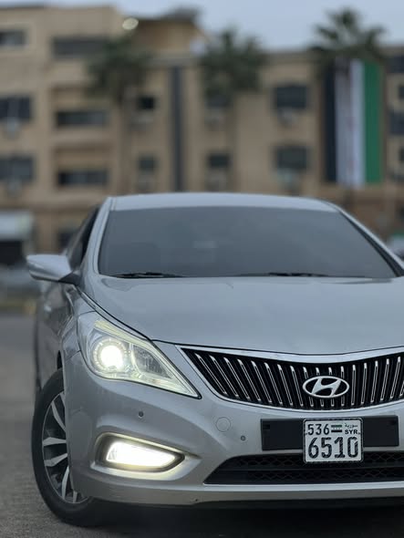 هونداي أزيرا 2012 - صورة 4