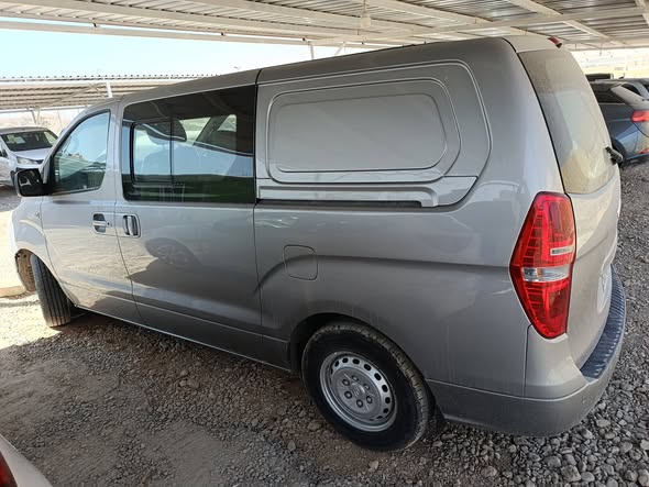 هيونداي H1 2012 - صورة 2