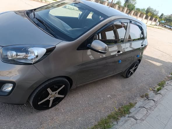 كيا بيكانتو 2012 - صورة 2