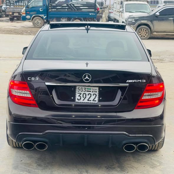 مرسيدس C300 2013 - صورة 5