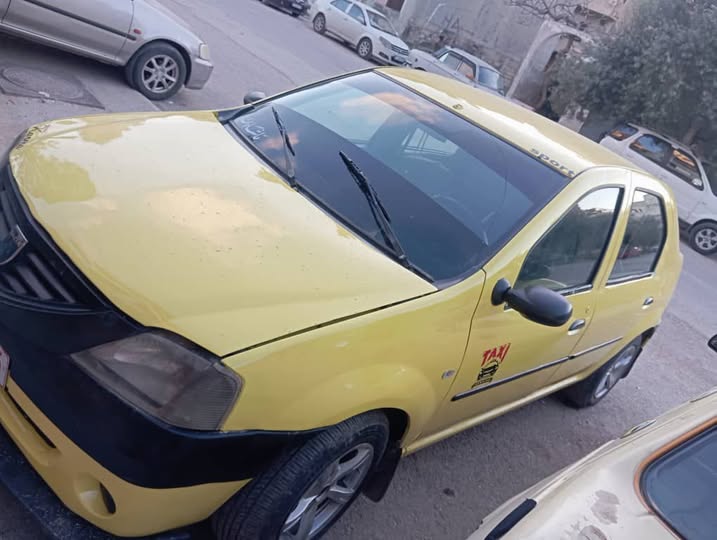 داسيا لوغان 2005