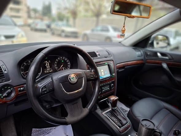 سكودا أوكتافيا 2011 - صورة 3