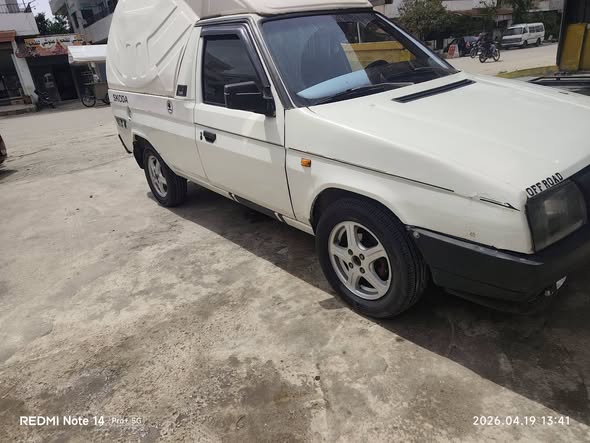 سكودا بيك أب 1995 - صورة 3