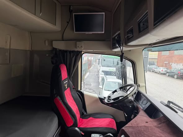 فولفو اف اتش 2017 - صورة 2