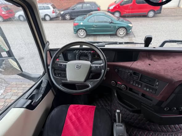 فولفو اف اتش 2017 - صورة 3