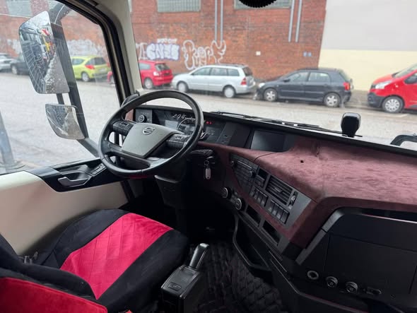 فولفو اف اتش 2017 - صورة 4