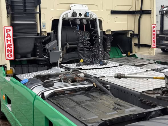 فولفو اف اتش 2017 - صورة 5