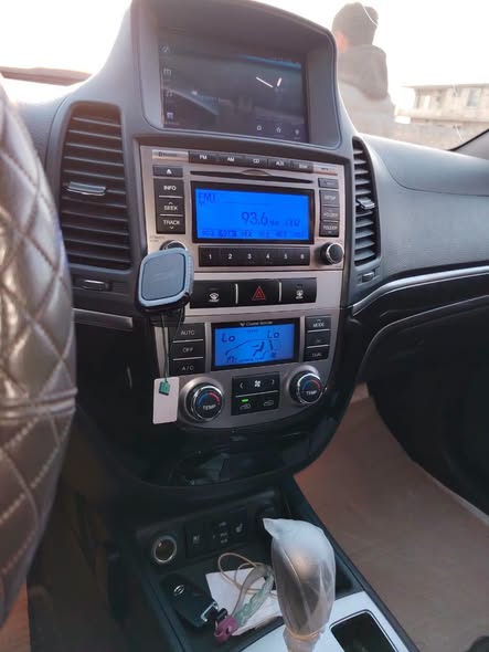 هيونداي سنتافيه 2012 - صورة 4