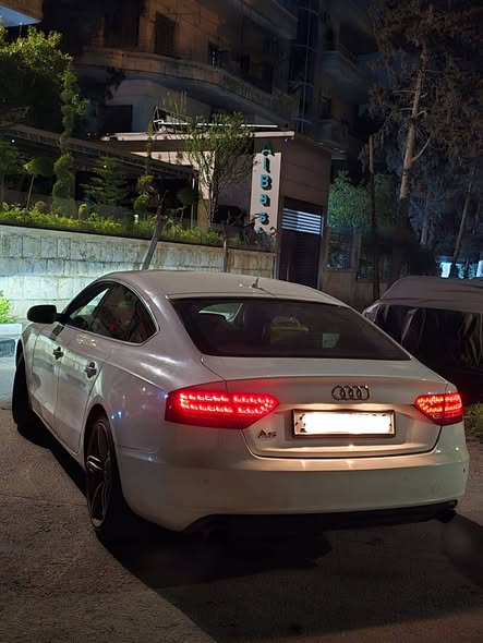 اودي A5 2011 - صورة 4