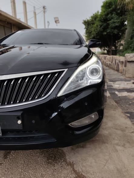 هيونداي أزيرا 2014 - صورة 2