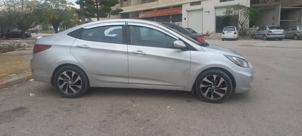 هيونداي اكسنت 2011 - صورة 2