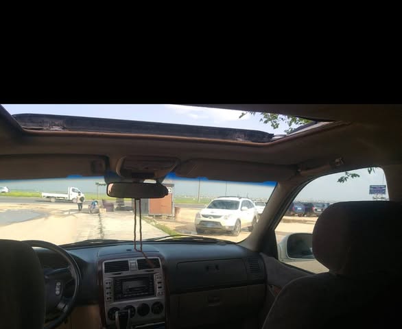 كيا كرنفال 2003 - صورة 4