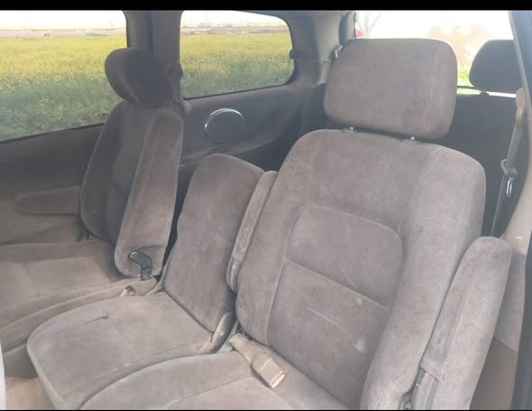 كيا كرنفال 2003 - صورة 5