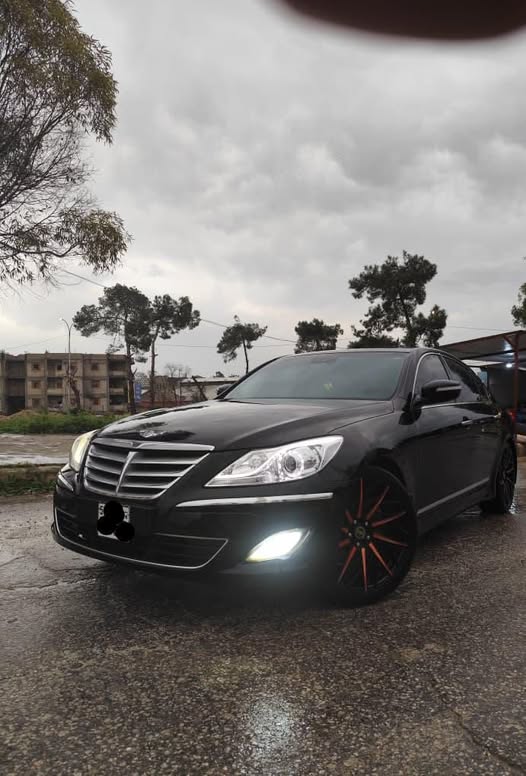 هونداي جينسس 2012