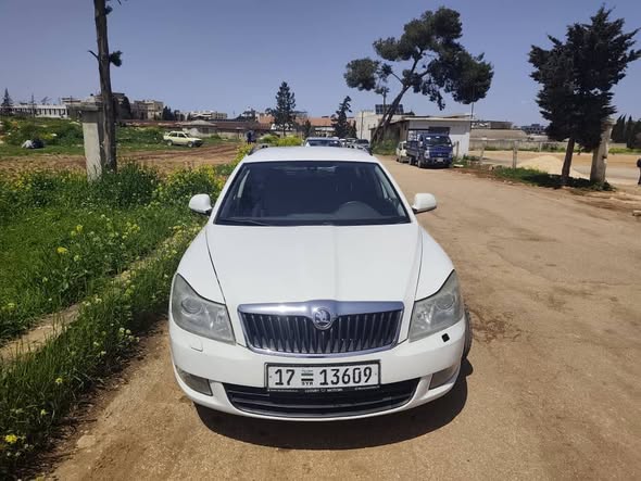 سكودا أوكتافيا 2011 - صورة 4