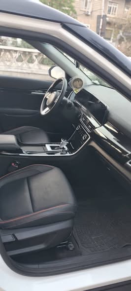 كيا سيلتوس 2025 - صورة 2