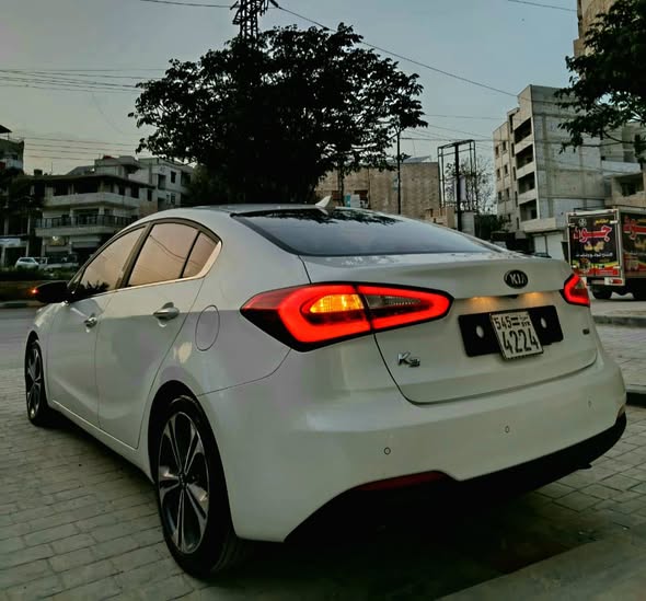 كيا K3 2014 - صورة 2