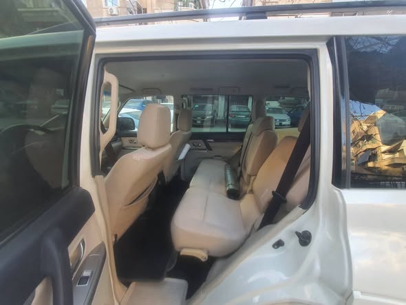 ميتسوبيشي باجيرو 2015 - صورة 4