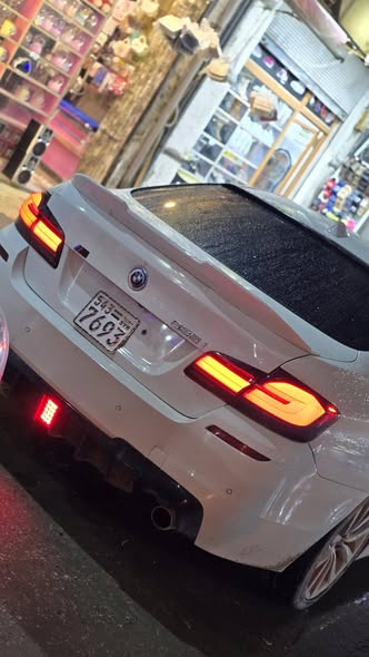 بي إم دبليو 535i 2012 - صورة 4