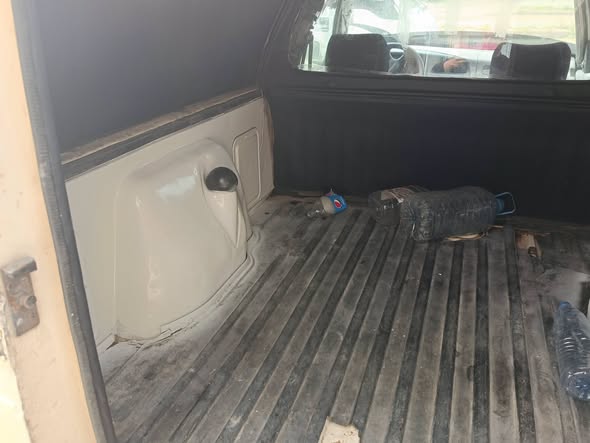 سكودا بيك أب 2000 - صورة 5