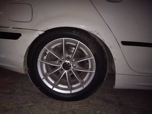 بي إم دبليو 3 Series 2001 - صورة 4