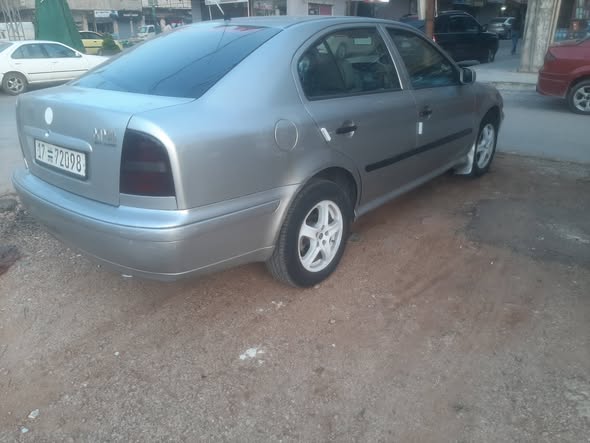 سكودا اوكتافيا 2000 - صورة 4