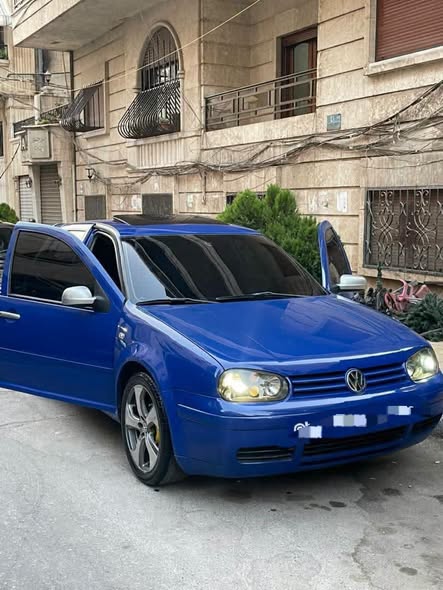 فولكس فاغن كولف 2002 - صورة 2