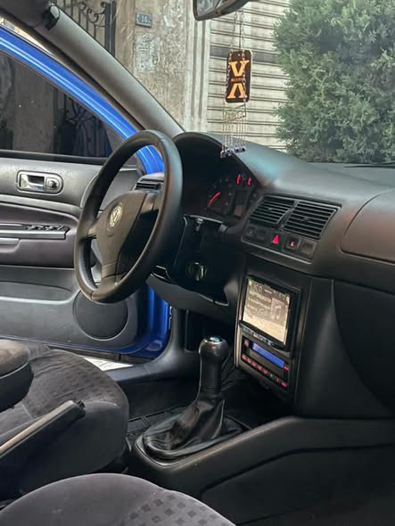 فولكس فاغن كولف 2002 - صورة 4