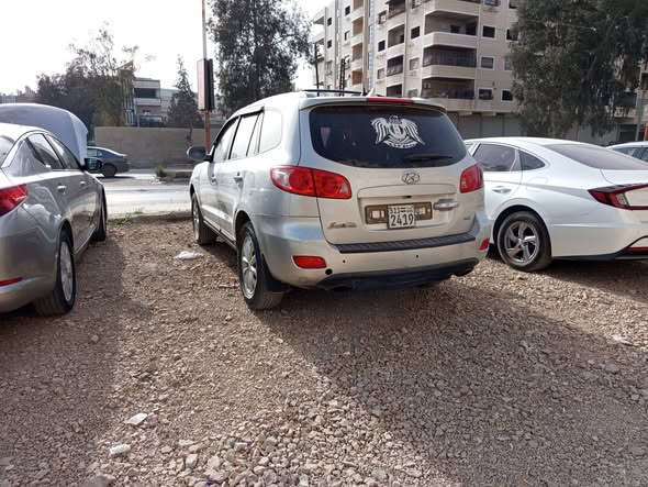 هيونداي سنتافي 2008 - صورة 4