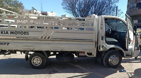 كيا ٤٠٠٠ 2006 - صورة 4