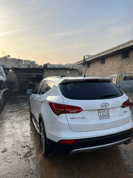 هونداي سنتافيه 2015 - صورة 2