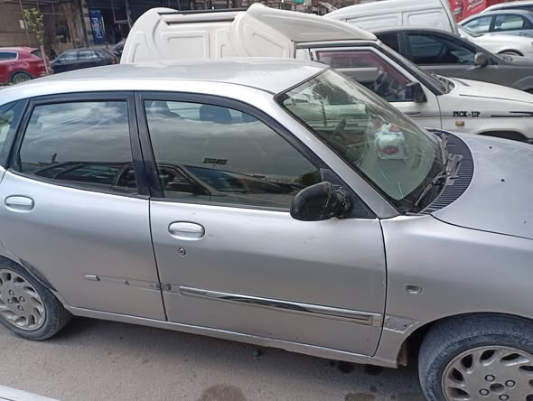 دايهاتسو سيريون 2004 - صورة 3