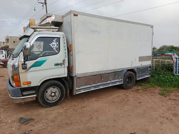 هونداي HD65 2004 - صورة 3