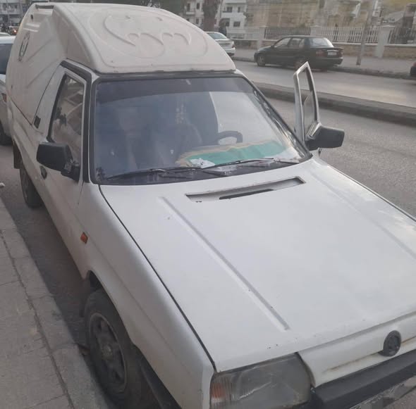 سكودا بيك اب 1995 - صورة 2